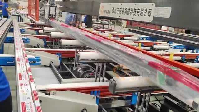 帝益机械越南型材包装工位